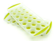 Load image into Gallery viewer, Kitchen basics Plastic Ice Cube Tray