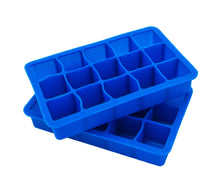 Load image into Gallery viewer, Kitchen basics Silicone Ice Cube Trays