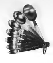 Load image into Gallery viewer, KITCHEN BASICS Measuring Spoons 7 Piece Set
