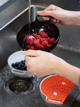 Load image into Gallery viewer, Trebonn Helm Small Colander
